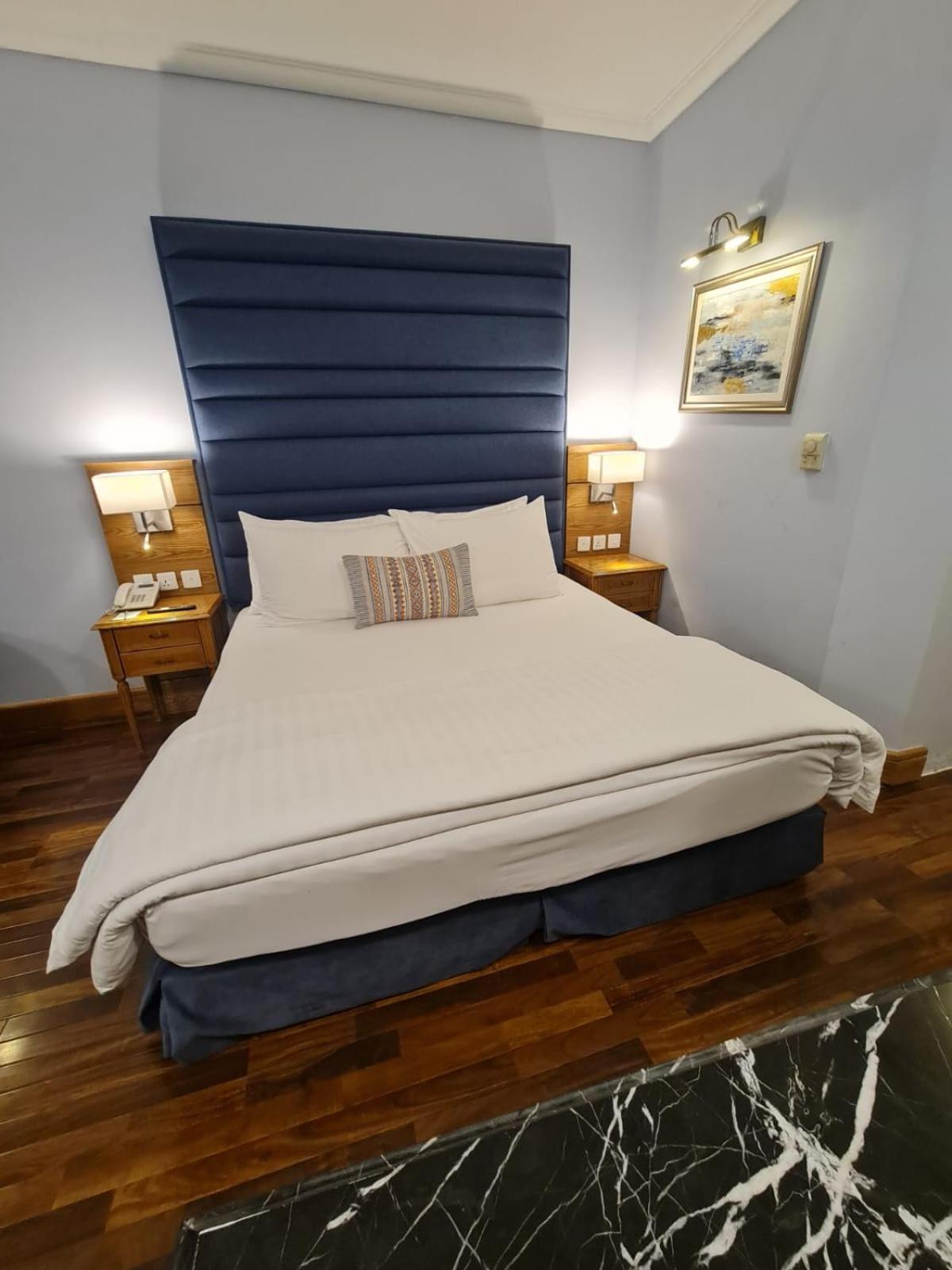 Hotel Crown Plaza איסלמאבד מראה חיצוני תמונה