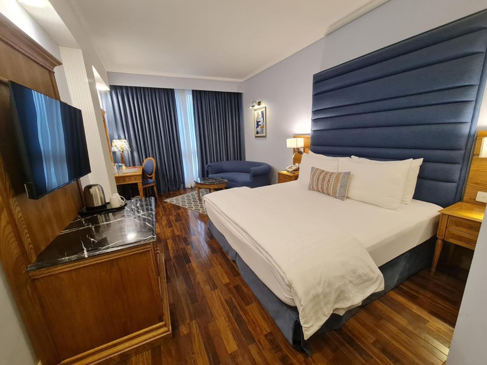Hotel Crown Plaza איסלמאבד מראה חיצוני תמונה