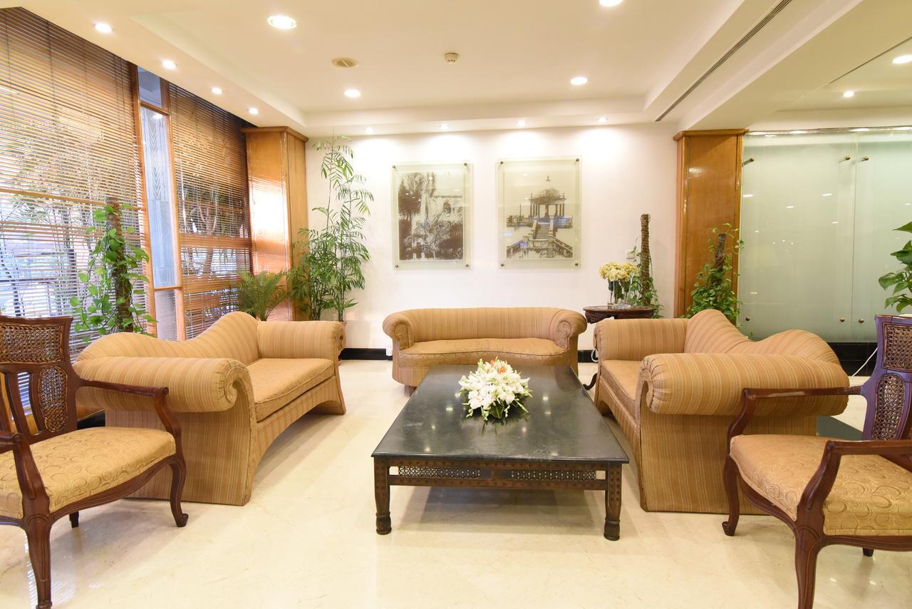 Hotel Crown Plaza איסלמאבד מראה חיצוני תמונה